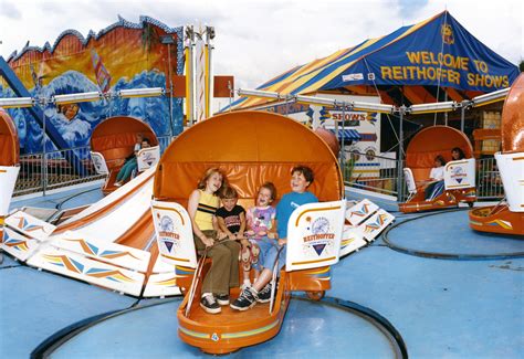 Tilt A Whirl – Reithoffer Shows Inc.