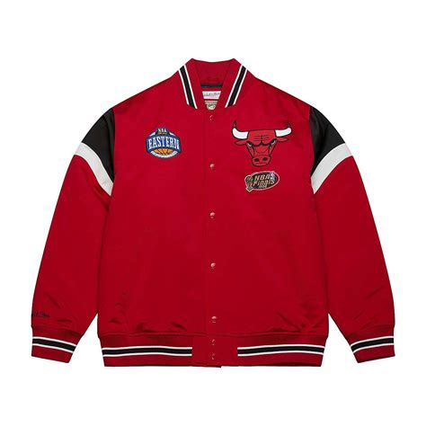 Acquista NBA HEAVYWEIGHT SATIN JACKET CHICAGO BULLS per N/A 0.0 su ...