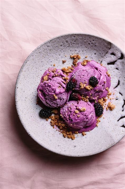 Mulberry crumble ice cream - Beyond Sweet and Savory