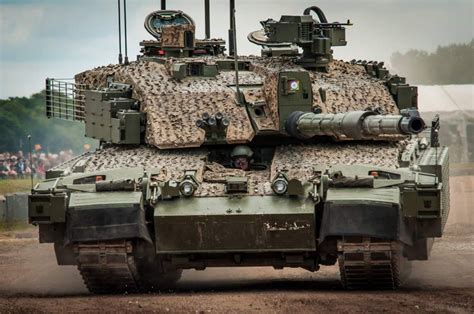 British Armed Forces, Military Armor, Armored Fighting Vehicle, World Of Tanks, Battle Tank ...