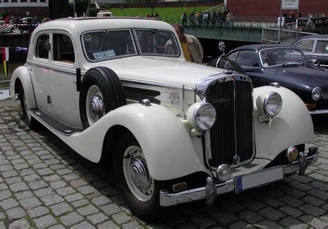 1939 Maybach SW 42 | Maybach, Maybach car, Daimler benz