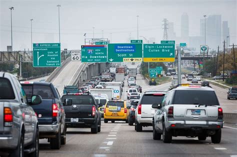 Houston traffic may be bad, but it could be worse, study shows