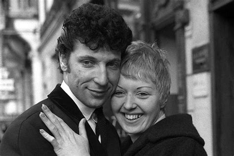 Sad news as Tom Jones’ wife Linda dies following ‘short but...