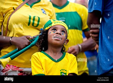 Rio de janeiro football girl hi-res stock photography and images - Alamy