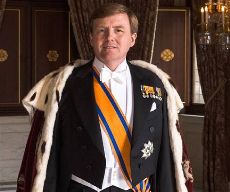 King Willem-Alexander Biography - Facts, Childhood, Family Life ...