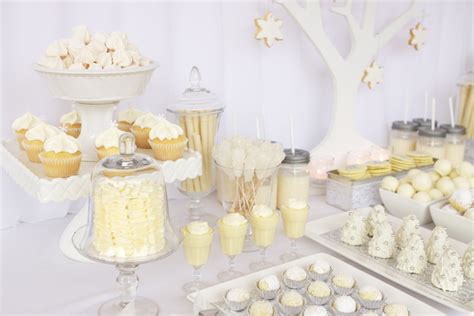 WHITE CHRISTMAS PARTY DESSERT TABLE – 79 ideas