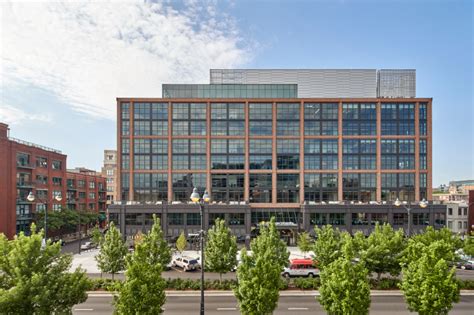 mcdonald's opens new headquarters in 9-story chicago building