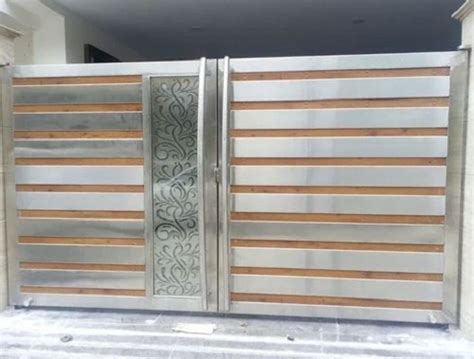 Any Color 5 Feet High Modern Stainless Steel Sliding Main Gate at Best ...