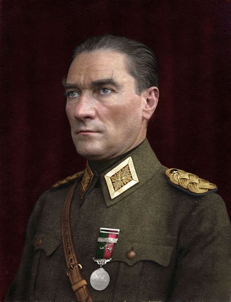 Mustafa Kemal Atatürk | History, Color, Modern warfare