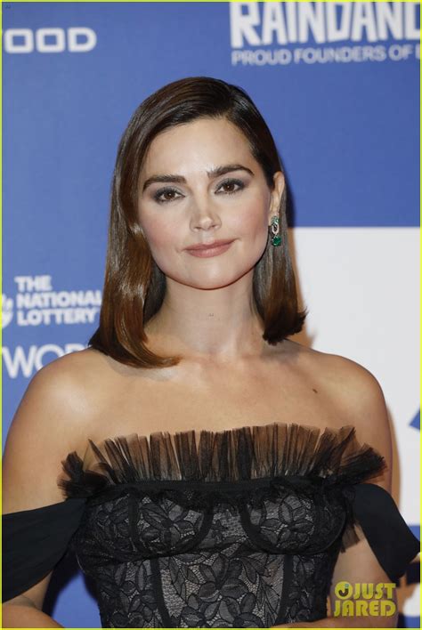 Florence Pugh Has A Glamorous Moment in Pink Tulle at British Independent Film Awards 2022 ...