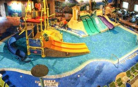 Splash Lagoon Indoor Water Park Resort, Erie | Ticket Price | Timings | Address: TripHobo