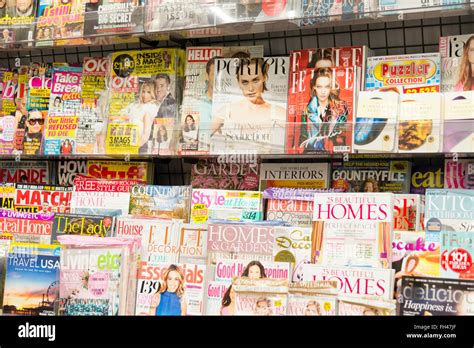 Magazines hi-res stock photography and images - Alamy