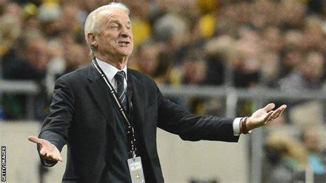 Giovanni Trapattoni leaves as Republic of Ireland manager - BBC Sport