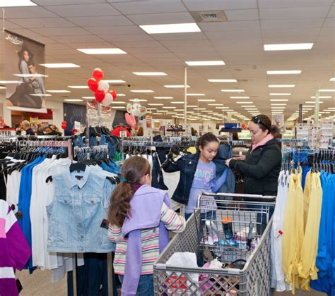 Changes at AAFES aimed at improved shopping experience | Article | The ...