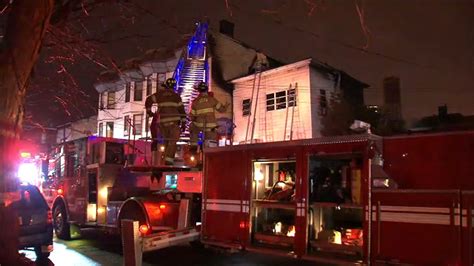 36 displaced after fire tears through 4 homes in Jersey City - ABC7 New ...