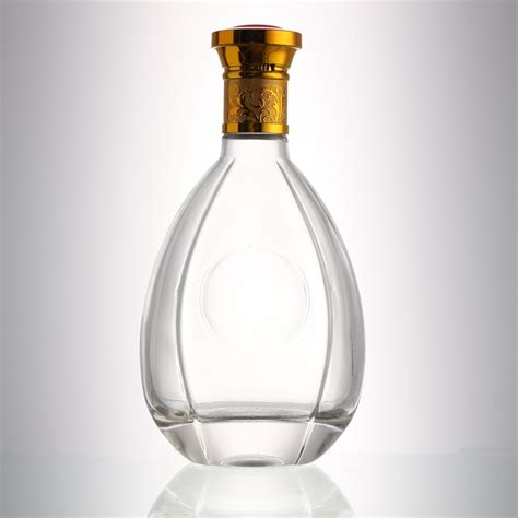 high quality luxury 500 ml clear empty glass bottle whisky liquor wine glass bottle with crown ...