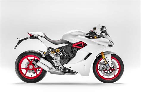 15 Stunning Pics Of Ducatis We're Totally Obsessed With