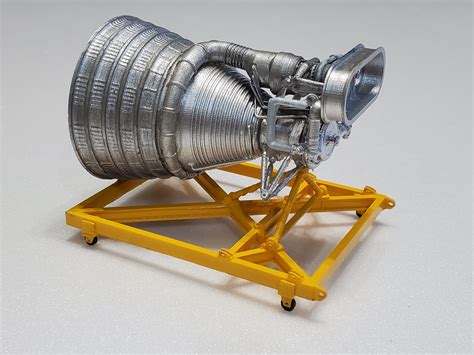 Free STL file Apollo F1 Rocket Engine on Stand 🚀・Model to download and 3D print・Cults