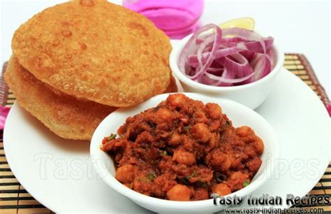 Chole Puri Recipe | Punjabi Chole Poori Recipe