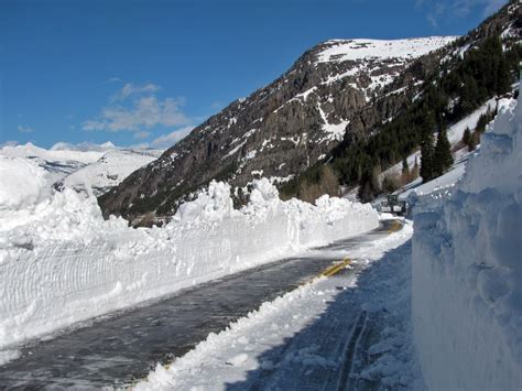 Going-to-the-Sun Road in Glacier National Park, WY/MT Closed for the Season Due to Wintry ...