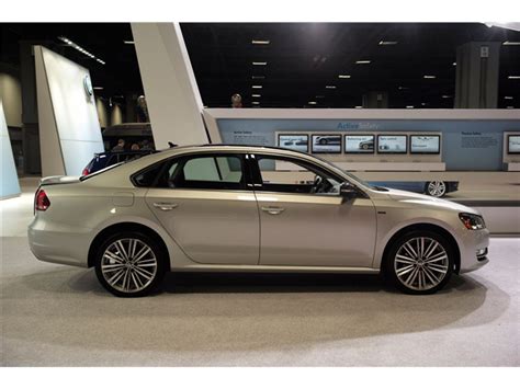 2015 Volkswagen Passat: 62 Exterior Photos | U.S. News