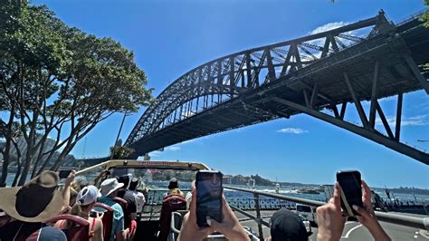 ellaslist reviews: Reaching New Heights On The Sydney Big Bus Tour | ellaslist