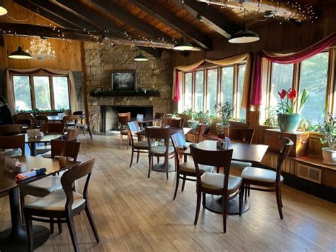 Lodging Dining Spirits | Clarion River Lodge | Pennsylvania