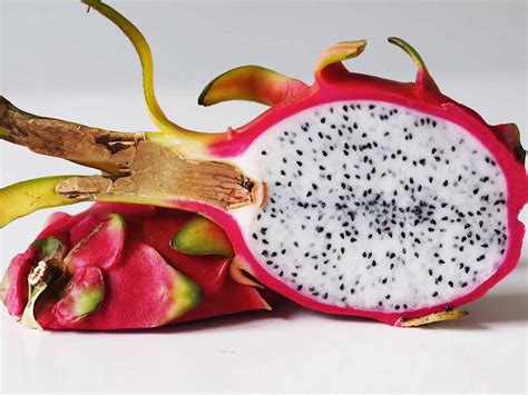 Dragon Fruit (Pitaya) for Babies - First Foods for Baby - Solid Starts