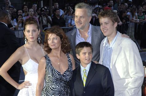 Despite being labeled “crazy,” Susan Sarandon is a joyful mother to her ...