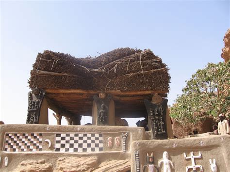 Dogon Toguna-Ireli, Dogon Cliffs, Mali. The "toguna" is a construction ...