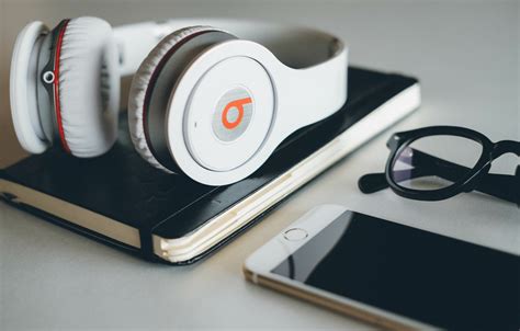 Beats Headphones 4k Ultra HD Wallpaper and Background Image | 4896x3121 ...