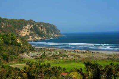 Pantai Parangtritis - Wisata Eksotis Jogja yang Wajib Dikunjungi