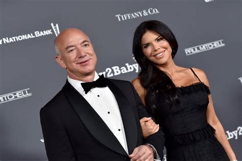 Jeff Bezos' Girlfriend Lauren Sanchez Is Going to Space | Entrepreneur