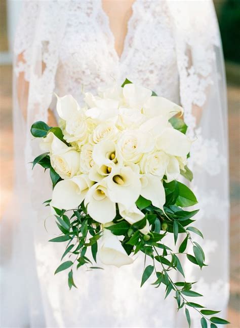 10 Cala Lily Wedding Bouquets | Arabia Weddings