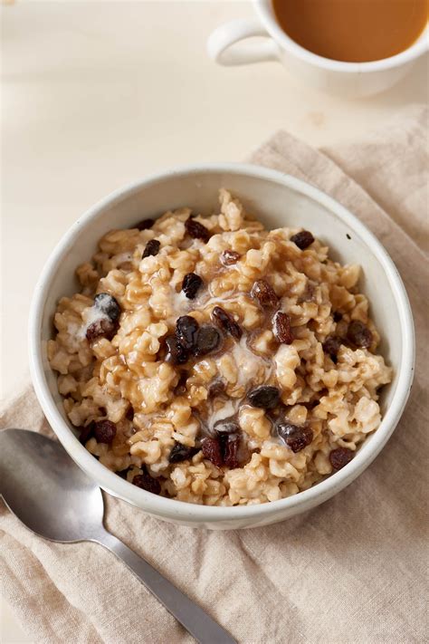 How To Make Oatmeal on the Stovetop | Recipe | Rolled oats recipe, Cooking rolled oats, Rolled ...