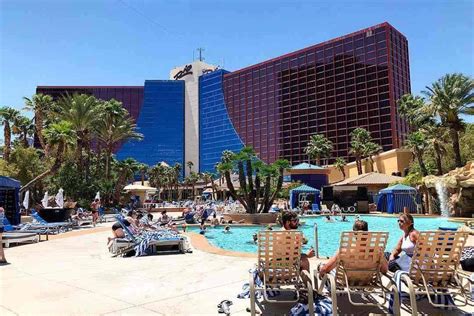 4 Rio Las Vegas Pools: Hours, Prices