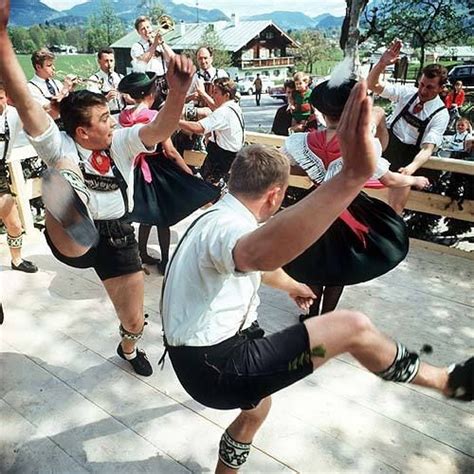 Pin de OktoberfestHaus.com en Oktoberfest | Baviera alemania, Baviera, Alemania