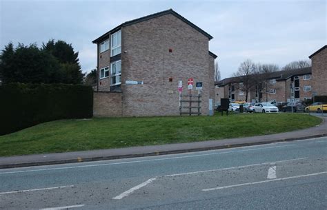 Hungarton Boulevard, Humberstone © David Howard cc-by-sa/2.0 :: Geograph Britain and Ireland