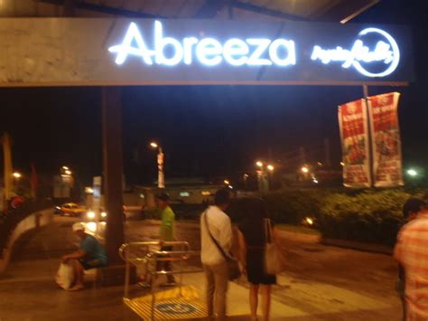 We Put Pictures Into Reality: Enjoying Davao City Nightlife - Abreeza Ayala