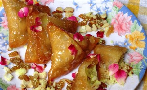 Samboosa Recipes 101 | Destination KSA | Samboosa recipe, Food, Samosa