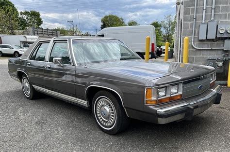 No Reserve: 1990 Ford LTD Crown Victoria for sale on BaT Auctions - sold for $5,500 on June 11 ...