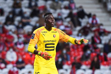 Édouard Mendy cerró su llegada al arco de Chelsea - TyC Sports