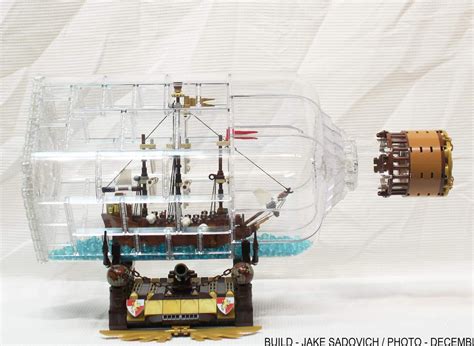 Okoun lepit nádvoří lego bottle boat Zvednout telefon Upřímný lavice