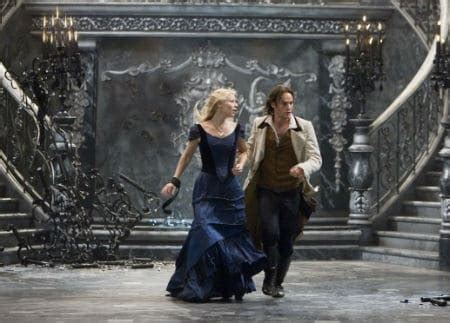 Stardust Film Review - An Epic Fantasy Adventure | The Silver Petticoat ...