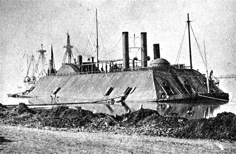 USS Essex, a 1000-ton ironclad river gunboat in March, 1863 [1200 x 784 ...