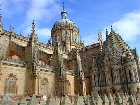 5 curiosidades sobre la Catedral de Salamanca |Turismo en Castilla y León