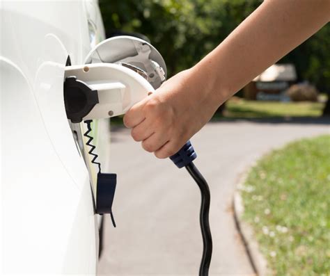 How much does it cost to install an Electric Vehicle (EV) car charging station? - Cerretti ...