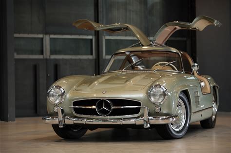 Mercedes-Benz 300 SL Wallpapers Images Photos Pictures Backgrounds