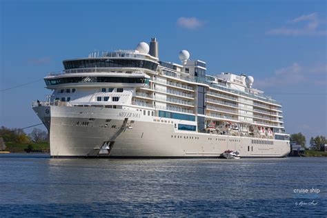 Silver Nova | cruise-ship-photography