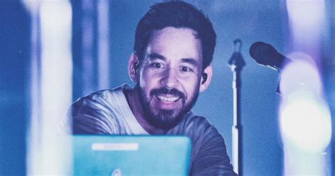 Ouça: Mike Shinoda, do Linkin Park, libera trecho de novo single - A Rádio Rock - 89,1 FM - SP